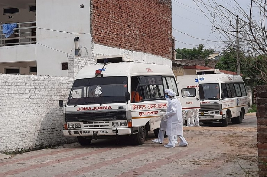 ਸ੍ਰੀ ਆਨੰਦਪੁਰ ਸਾਹਿਬ ਦੇ ਇਕਾਂਤਵਾਸ ਵਿੱਚ ਰੱਖੇ 21 ਸ਼ਰਧਾਲੂਆਂ ‘ਚੋਂ 9 ਪਾਜ਼ੇਟਿਵ